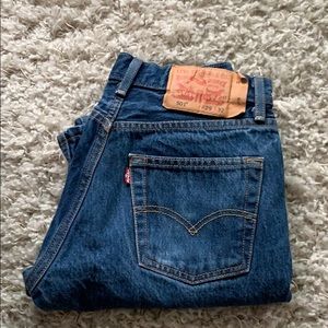 Vintage High waisted Levi’s